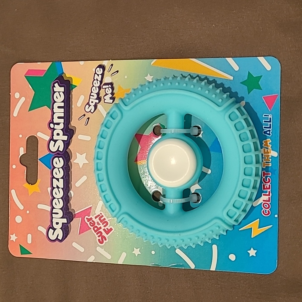 Squeezee Spinner - Picture 2 of 5